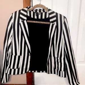H&M Black & White Stripped Blazer